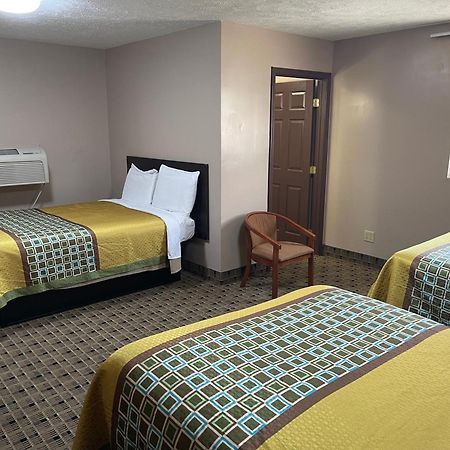 Economy Inn & Suites Ashtabula Εξωτερικό φωτογραφία