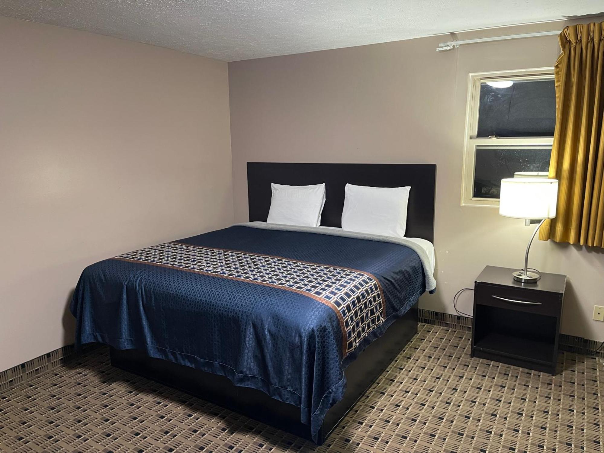 Economy Inn & Suites Ashtabula Εξωτερικό φωτογραφία