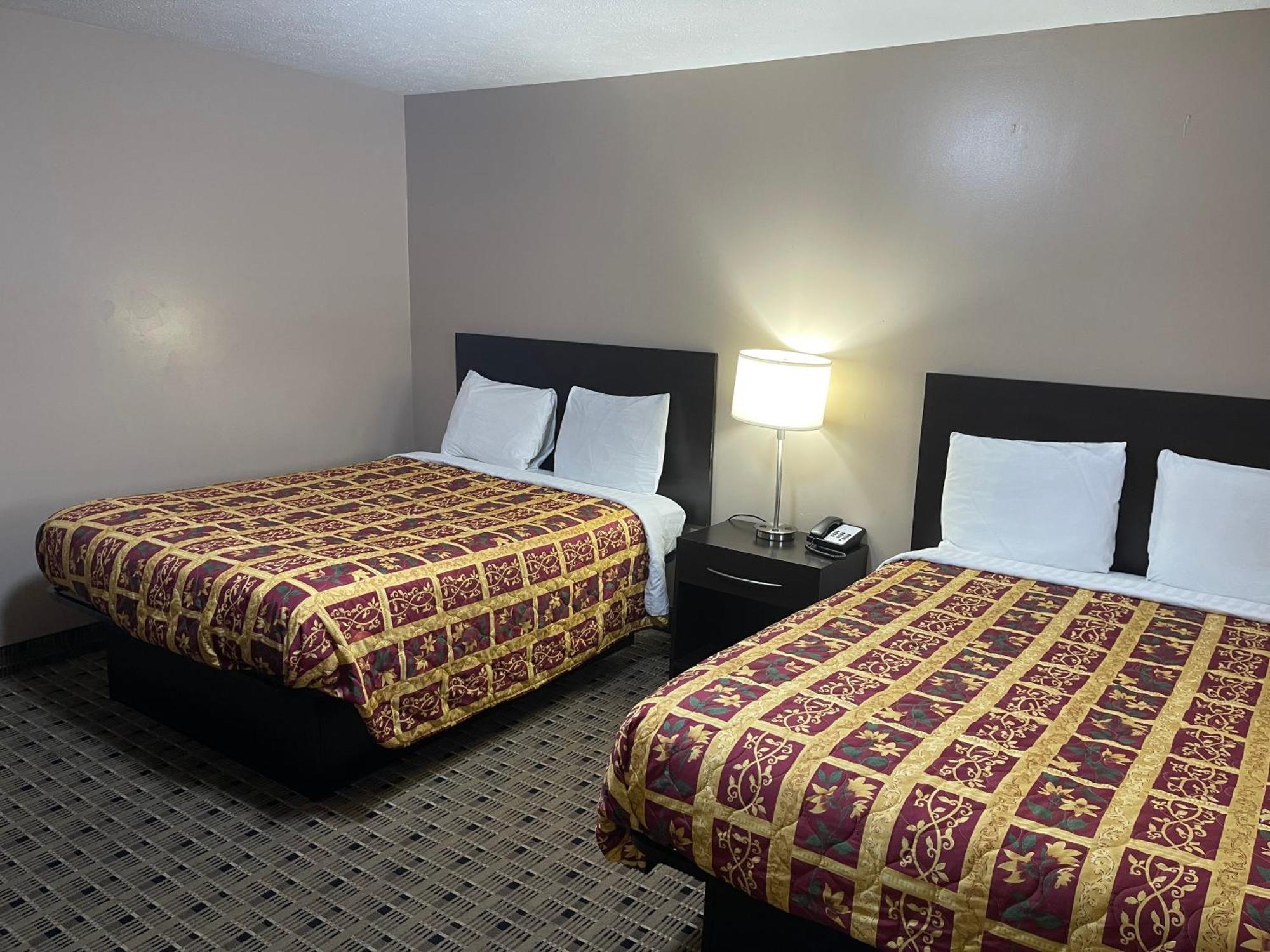Economy Inn & Suites Ashtabula Εξωτερικό φωτογραφία