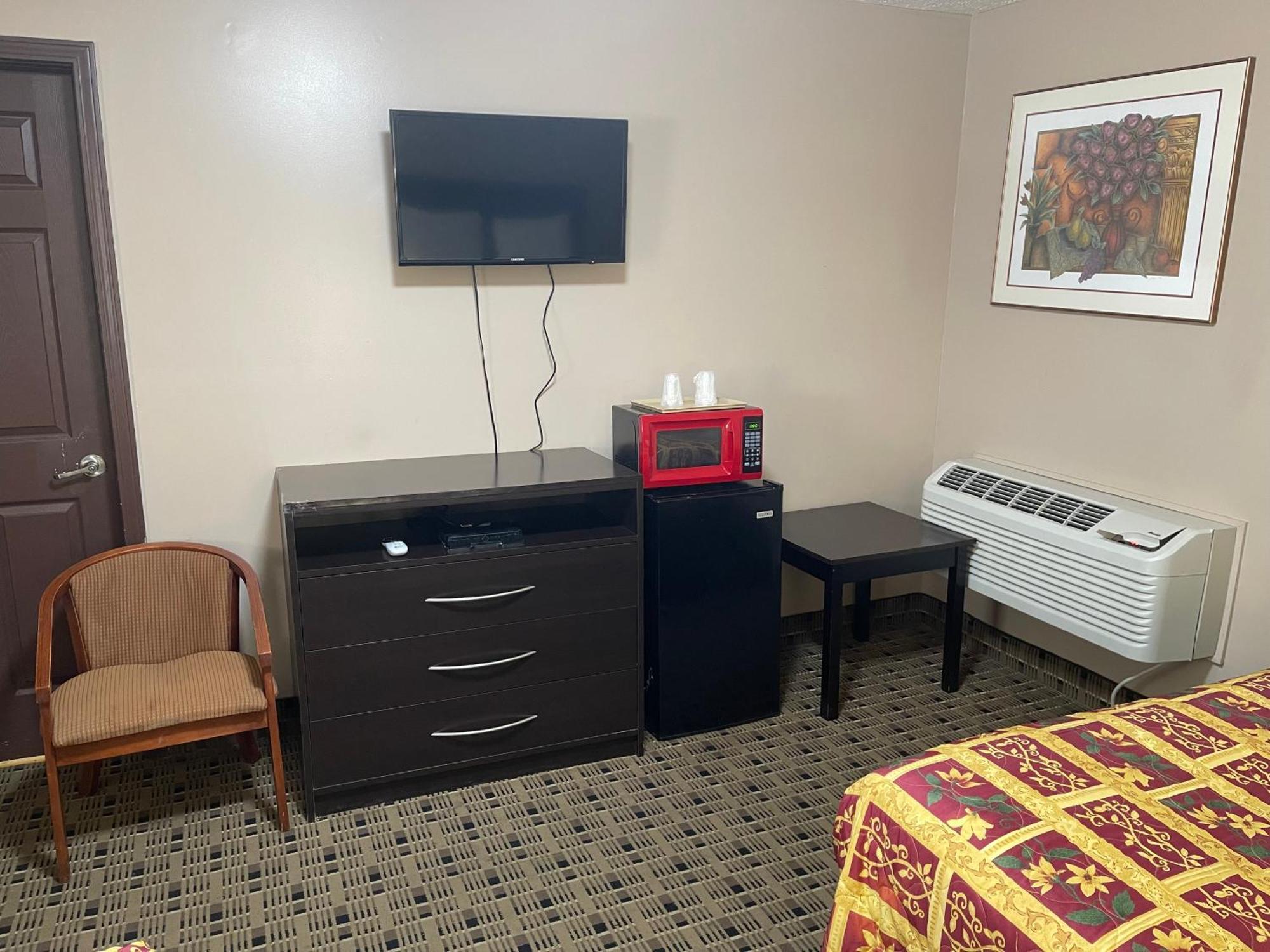 Economy Inn & Suites Ashtabula Εξωτερικό φωτογραφία
