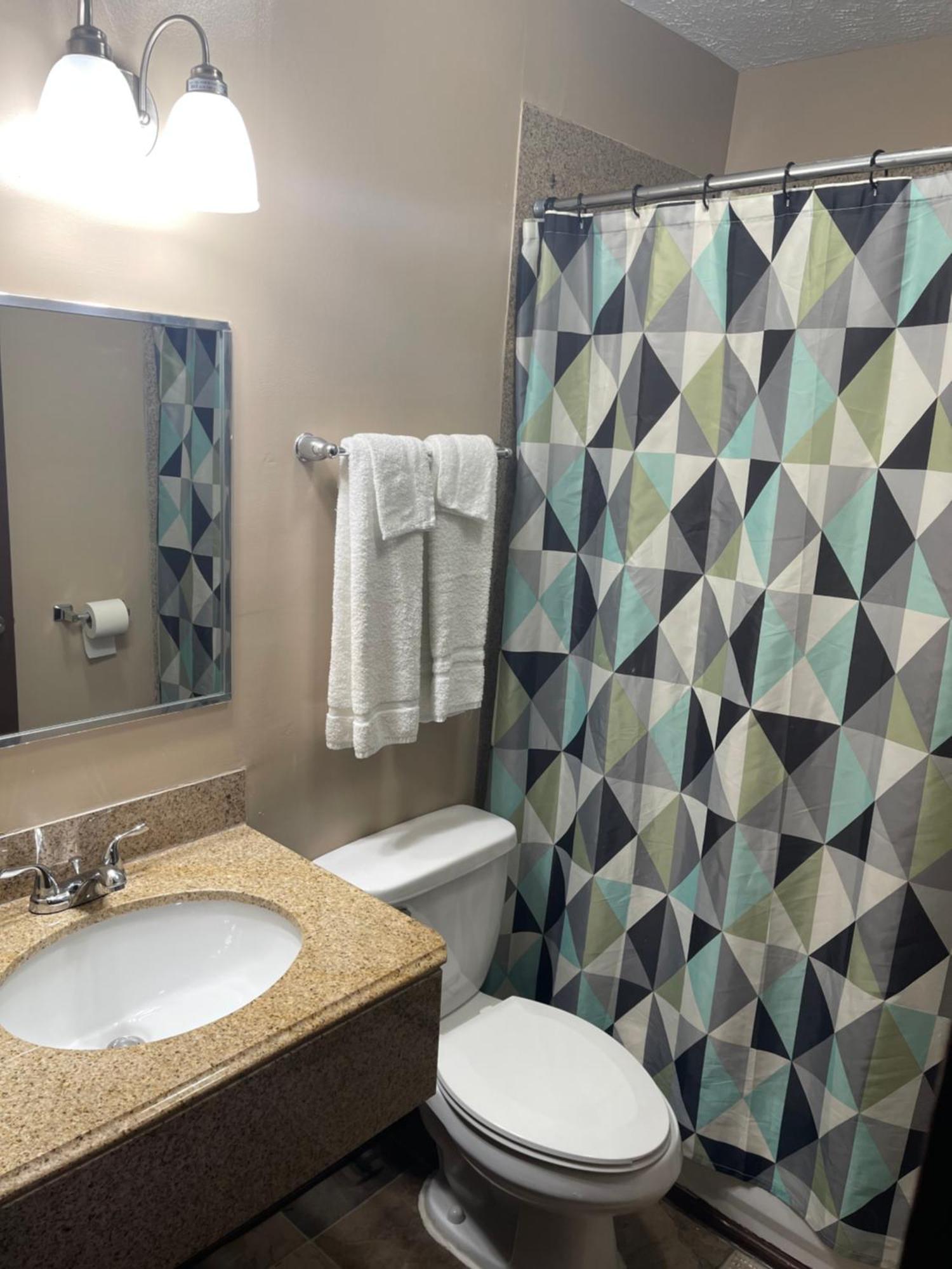 Economy Inn & Suites Ashtabula Εξωτερικό φωτογραφία