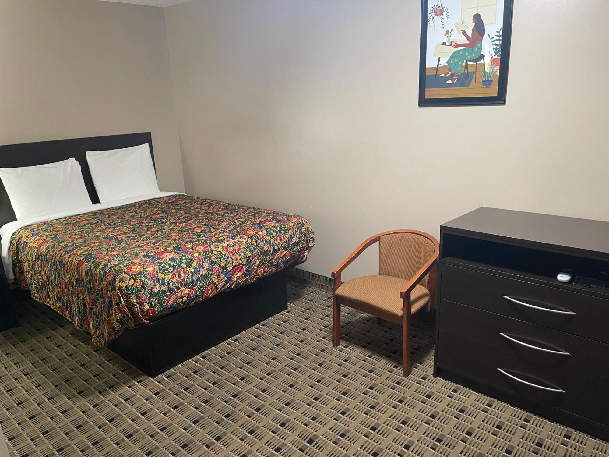 Economy Inn & Suites Ashtabula Εξωτερικό φωτογραφία